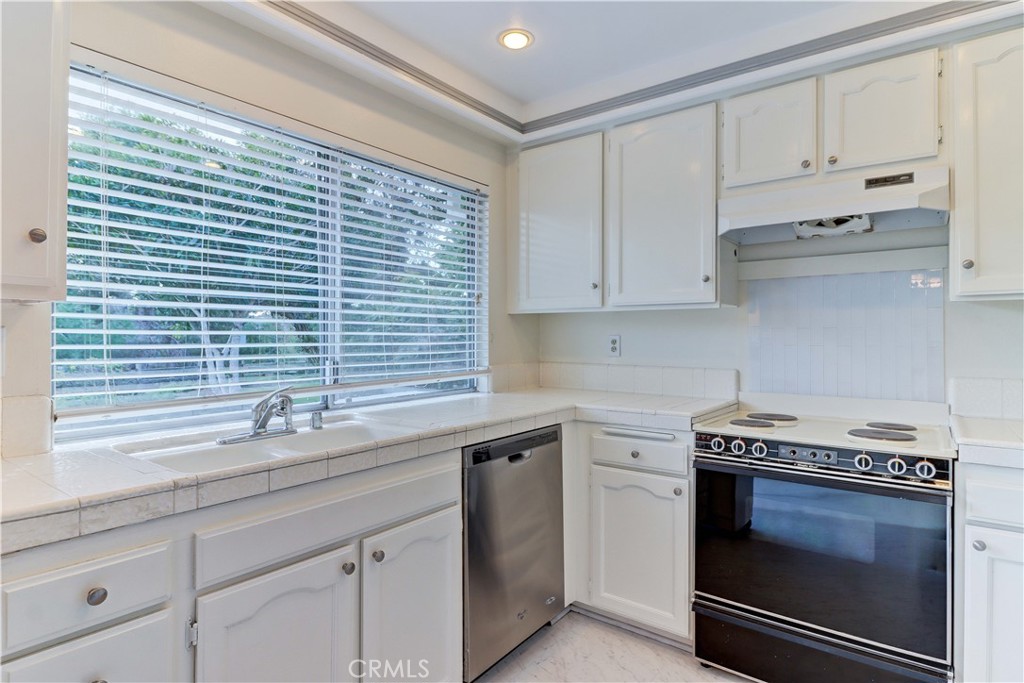 MLS #OC25267667 image #19