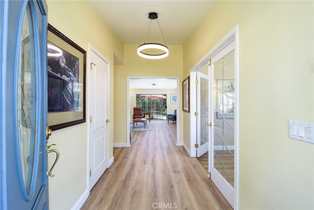 MLS #OC25098345 img 30