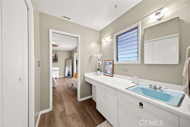 1258 Holly Lane, Calimesa CA: https://media.crmls.org/medias/59ce9ae6-2d6c-4923-b634-eb103fe51839.jpg