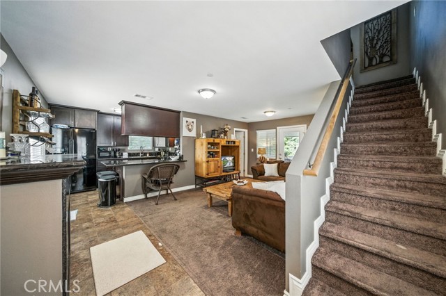 Detail Gallery Image 6 of 19 For 576 Rose Ln, Twin Peaks,  CA 92391 - 3 Beds | 3 Baths