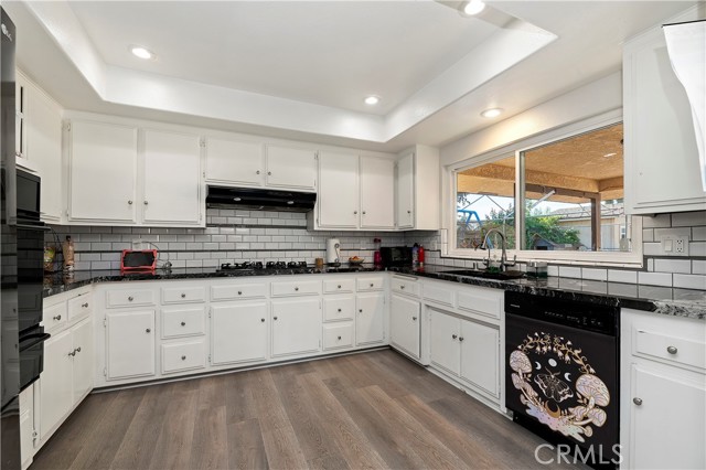Detail Gallery Image 8 of 21 For 41597 Fulton Ave, Hemet,  CA 92544 - 3 Beds | 2 Baths