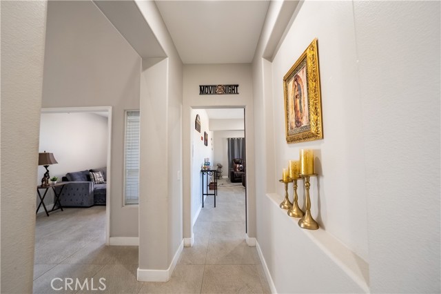 Detail Gallery Image 42 of 71 For 18296 Hollowtree Ln, Riverside,  CA 92504 - 5 Beds | 3/1 Baths