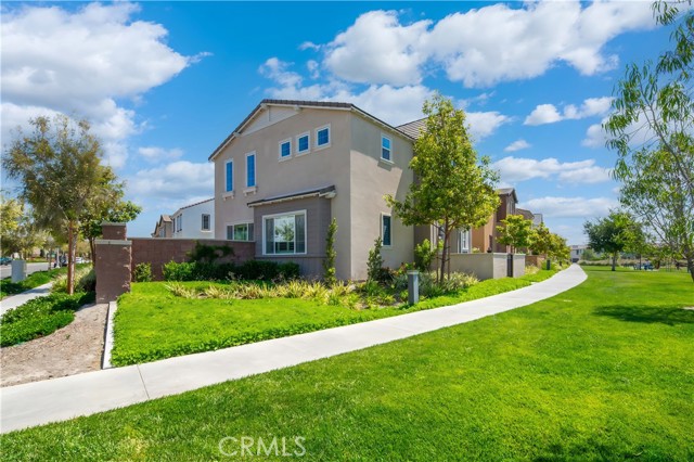 Detail Gallery Image 7 of 37 For 8713 Roving Pl, Chino,  CA 91708 - 4 Beds | 3/1 Baths