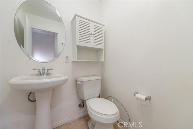 Detail Gallery Image 10 of 22 For 13637 Foster Ave #5,  Baldwin Park,  CA 91706 - 3 Beds | 3/1 Baths