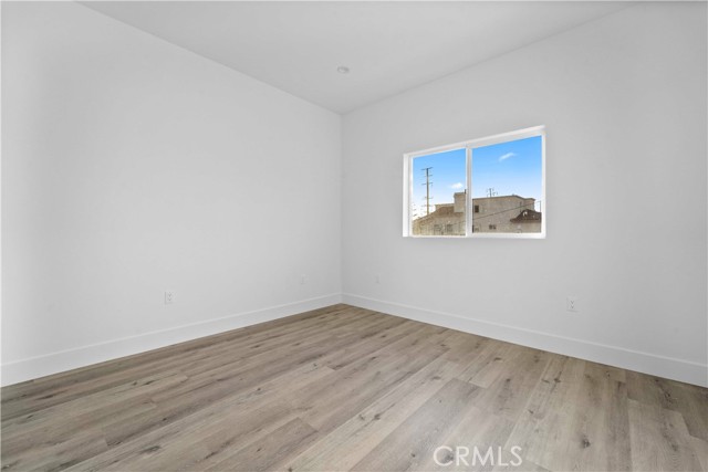 Detail Gallery Image 17 of 27 For 2811 190th Street #B,  Redondo Beach,  CA 90278 - 4 Beds | 3/1 Baths