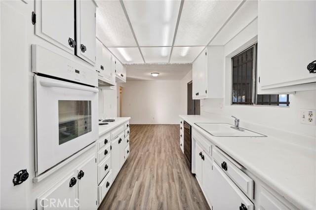 1258 Turquoise, Hemet CA: https://media.crmls.org/medias/59d0dcb2-a69d-41ff-bb77-a5942291c352.jpg