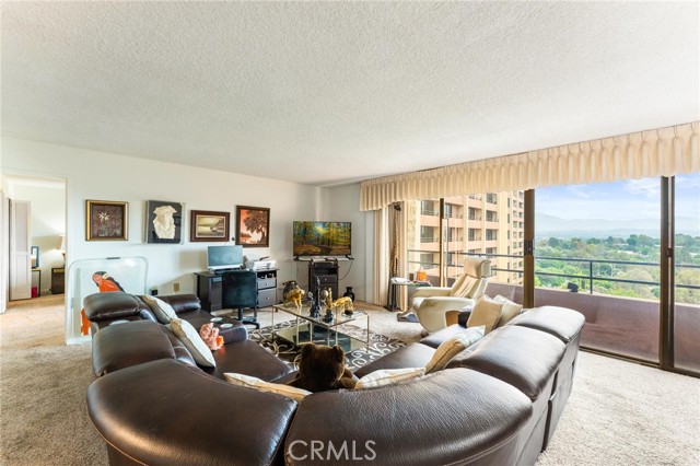 Front Image Thumbnail for CROC25255863