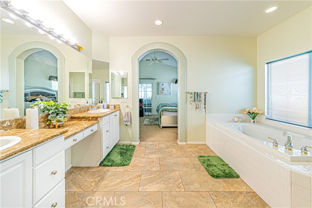 Detail Gallery Image 15 of 28 For 24172 Calle Artino, Murrieta,  CA 92562 - 3 Beds | 2 Baths