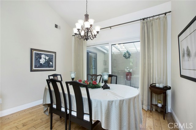 18 Eagle, Irvine CA: https://media.crmls.org/medias/59d3148b-6274-4dbd-8e60-5221cdb6e09e.jpg