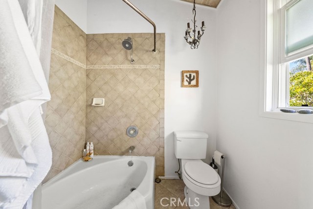 Detail Gallery Image 30 of 33 For 128 Crescent Bay Drive, Laguna Beach,  CA 92651 - 4 Beds | 3 Baths