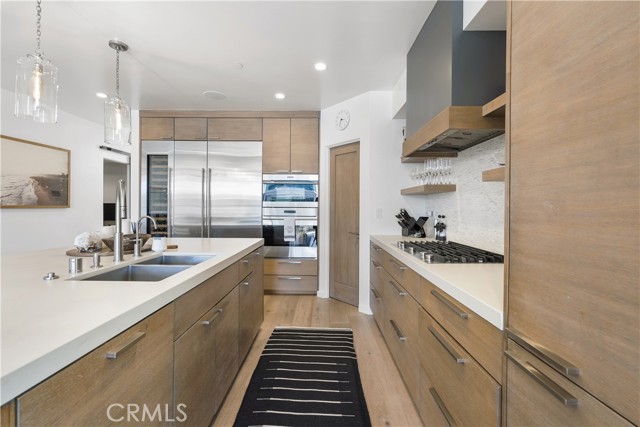 112 30th Street, Newport Beach CA: https://media.crmls.org/medias/59d361ba-c9b1-4979-973f-54886006afc9.jpg