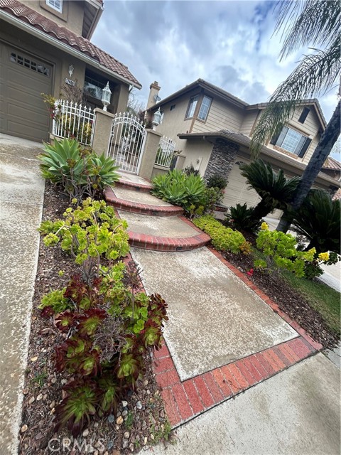 Detail Gallery Image 3 of 70 For 17400 E Park, Chino Hills,  CA 91709 - 6 Beds | 4 Baths