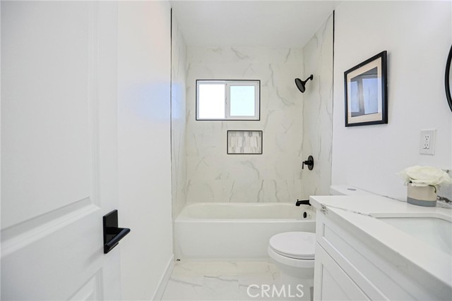 Detail Gallery Image 24 of 40 For 2102 Mignon, Placentia,  CA 92870 - 5 Beds | 2/1 Baths