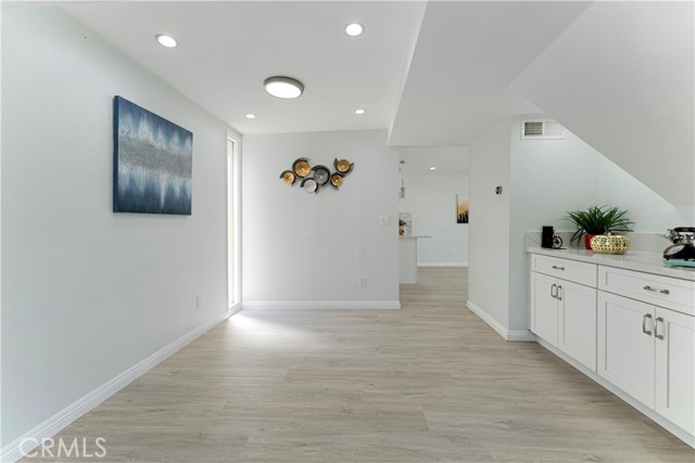 Detail Gallery Image 2 of 17 For 126 Casuda Canyon Dr #D,  Monterey Park,  CA 91754 - 3 Beds | 2/1 Baths