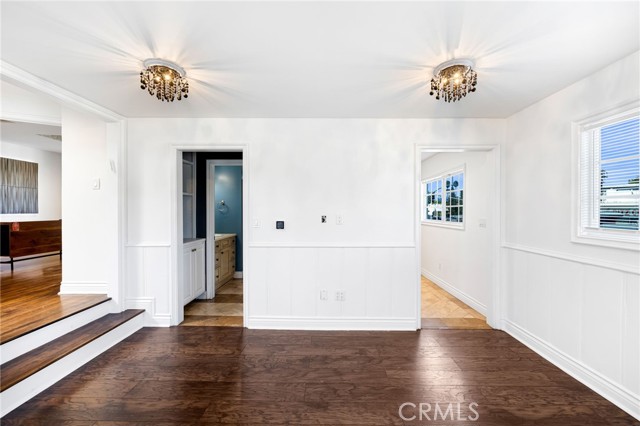 Detail Gallery Image 5 of 14 For 6000 Woodman Ave #A1,  Van Nuys,  CA 91401 - 2 Beds | 1 Baths