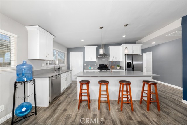 Detail Gallery Image 4 of 30 For 23161 Minnetonka, Apple Valley,  CA 92308 - 4 Beds | 2 Baths