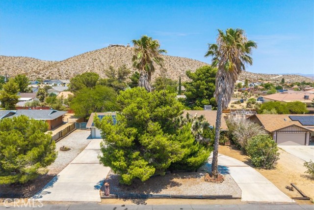 Detail Gallery Image 7 of 57 For 57856 El Dorado Dr, Yucca Valley,  CA 92284 - 3 Beds | 3 Baths