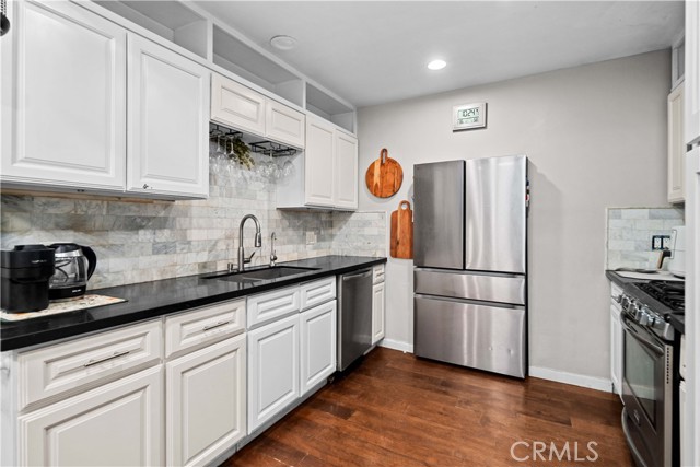 Detail Gallery Image 13 of 36 For 43262 20th St, Lancaster,  CA 93534 - 2 Beds | 1 Baths