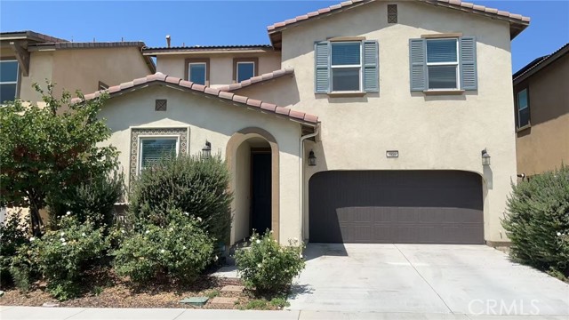 Detail Gallery Image 1 of 15 For 4894 S Tangerine Way, Ontario,  CA 91762 - 4 Beds | 3 Baths
