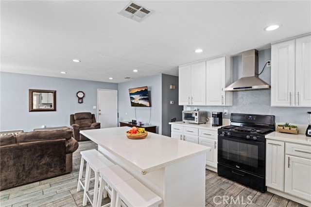 3405 Pickwick, Riverside CA: https://media.crmls.org/medias/59d6ffda-f78f-4f54-8b0a-5311834e4ca0.jpg