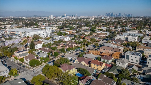 Detail Gallery Image 62 of 63 For 4562 Lomita, Los Angeles,  CA 90019 - 3 Beds | 2 Baths
