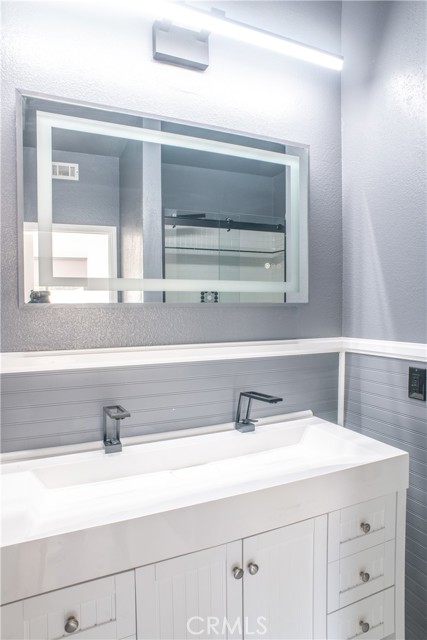 Detail Gallery Image 31 of 45 For 24825 Alexandra Ct, Calabasas,  CA 91302 - 5 Beds | 4/1 Baths