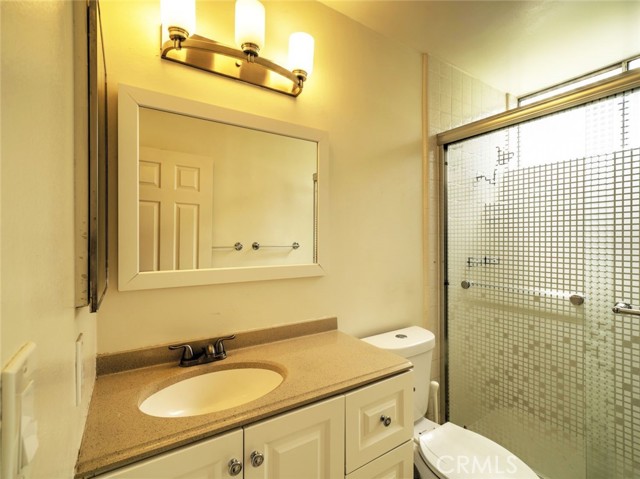 912 Brightstone Court, Westlake Village CA: https://media.crmls.org/medias/59d98591-31ce-4070-9675-4c9d6c6d8525.jpg