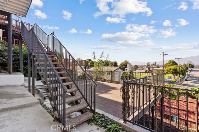 1023 Mooney Drive, Monterey Park CA: https://media.crmls.org/medias/59dad0c2-c9f3-45e8-8aef-1201e00bffc0.jpg