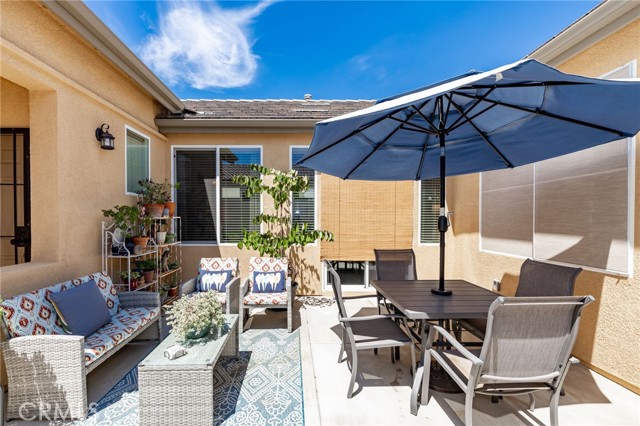 Detail Gallery Image 15 of 62 For 126 Thistle Creek, Beaumont,  CA 92223 - 2 Beds | 2 Baths