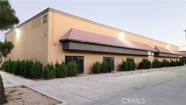 17229 Lemon Street, Hesperia, California 92345, ,Commercial Lease,For Rent,17229 Lemon Street,CRHD24210671