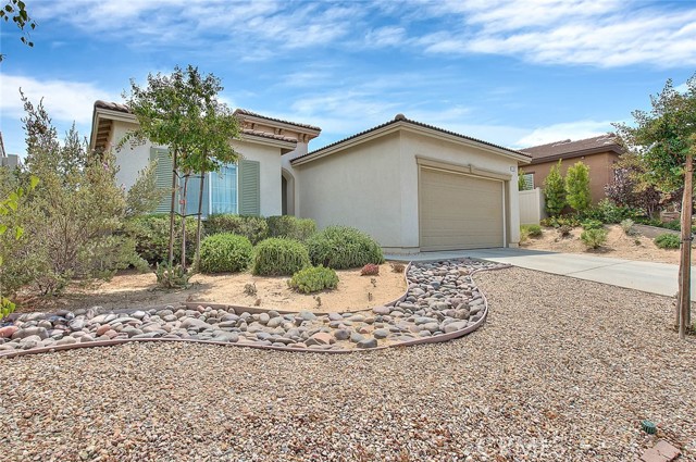 Detail Gallery Image 3 of 53 For 322 Forked Run, Beaumont,  CA 92223 - 2 Beds | 2 Baths