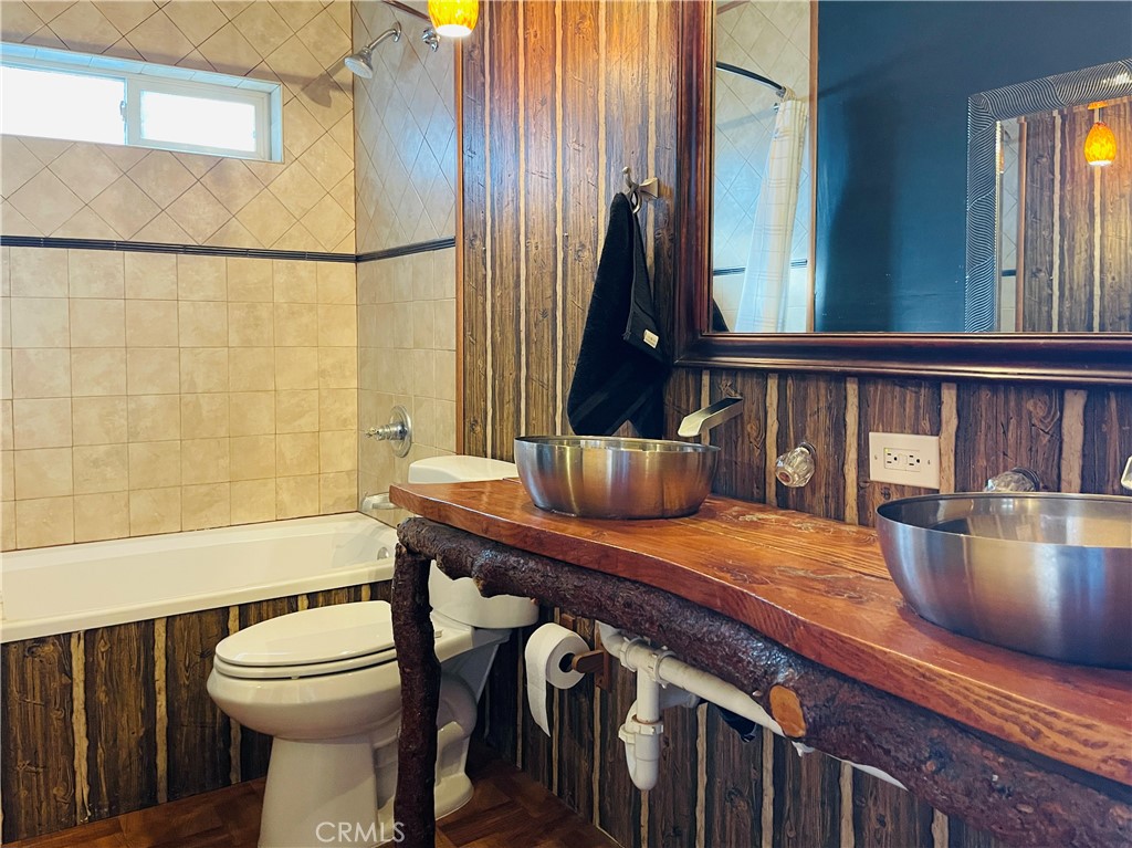 https://media.crmls.org/medias/59dc0e72-0e44-4be7-94ca-84402ac7ea73.jpg?preset=X-Large