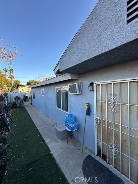 Detail Gallery Image 8 of 23 For 4438 Park, Riverside,  CA 92507 - 4 Beds | 2 Baths