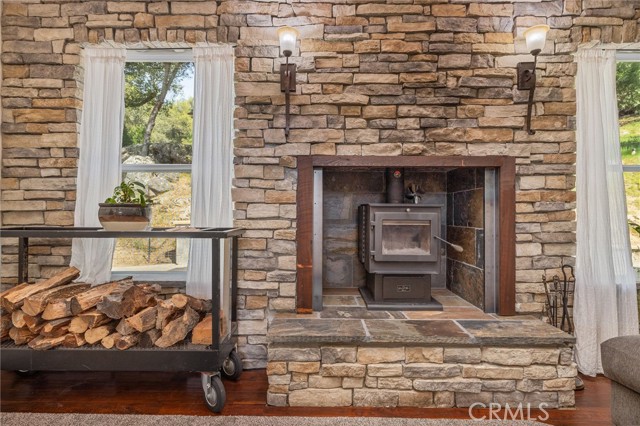Detail Gallery Image 11 of 59 For 36919 Deer Path Cir, Coarsegold,  CA 93614 - 3 Beds | 2 Baths