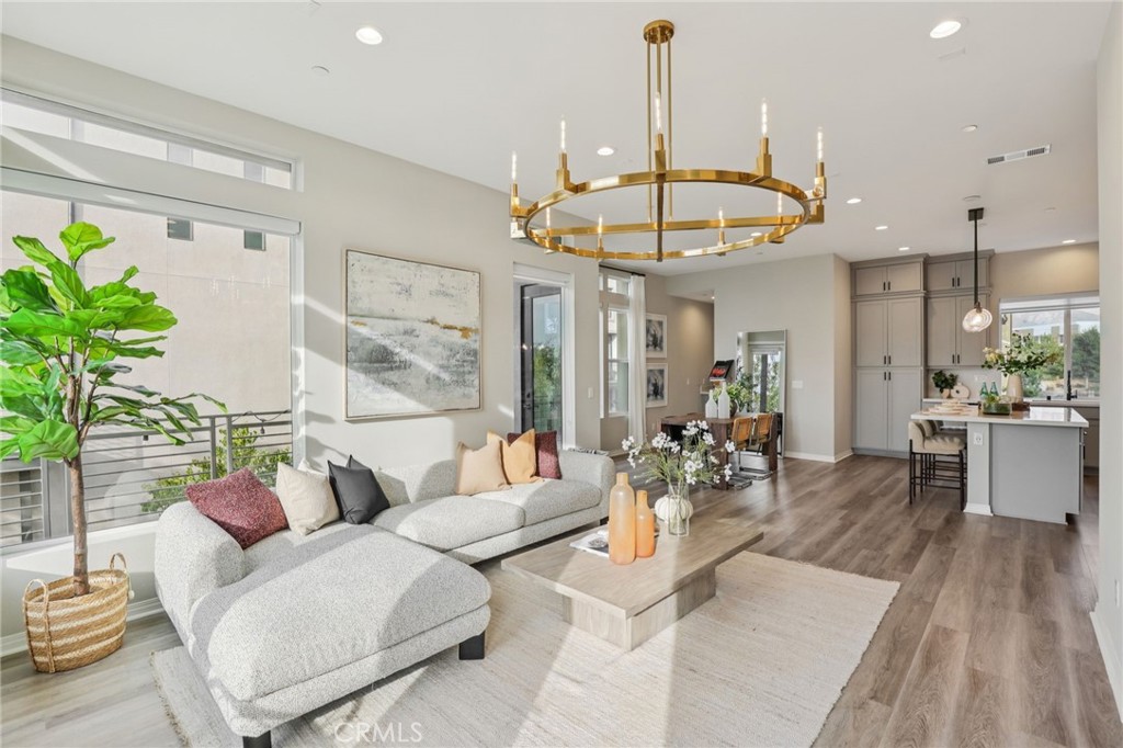 MLS #OC25253268 image #7