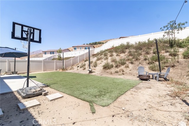 31058 Avenida Ramblas, Highland CA: https://media.crmls.org/medias/59ddcee7-8f46-4da8-b5e2-0d42f437f6ce.jpg
