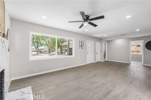Detail Gallery Image 15 of 55 For 1309 W Ivyton St, Lancaster,  CA 93534 - 3 Beds | 2 Baths