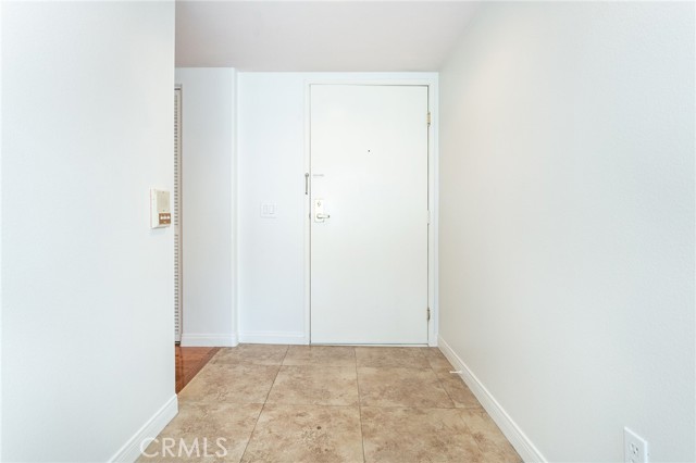 Detail Gallery Image 8 of 24 For 17735 Kinzie St #112,  Northridge,  CA 91325 - 2 Beds | 2 Baths