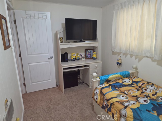 Detail Gallery Image 17 of 31 For 31116 All View, Running Springs,  CA 92382 - 3 Beds | 1/1 Baths