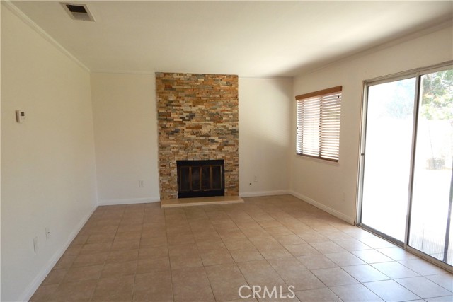 1829 Rockcrest Drive, Corona CA: https://media.crmls.org/medias/59e00c07-9d12-4f89-99b1-5944ee74c61a.jpg