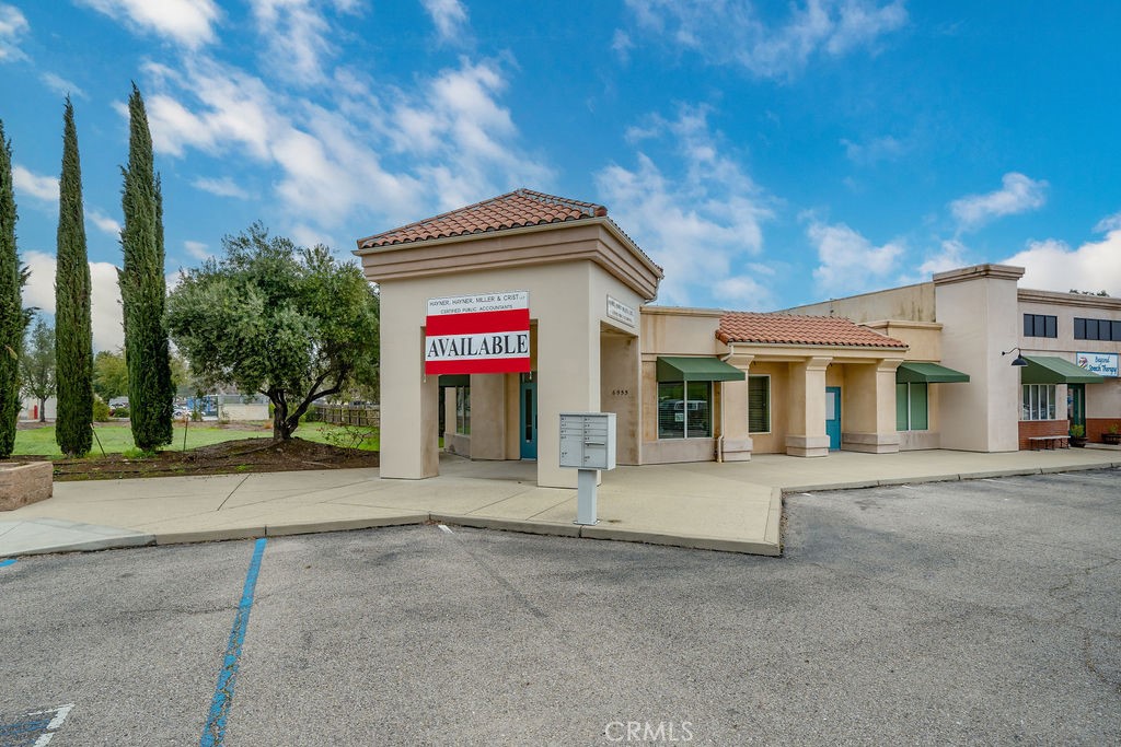 6955 San Luis Avenue, Atascadero, CA 93422