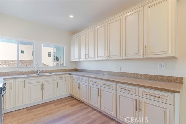 Detail Gallery Image 17 of 41 For 2446 Cincinnati St, Los Angeles,  CA 90033 - 6 Beds | 2 Baths