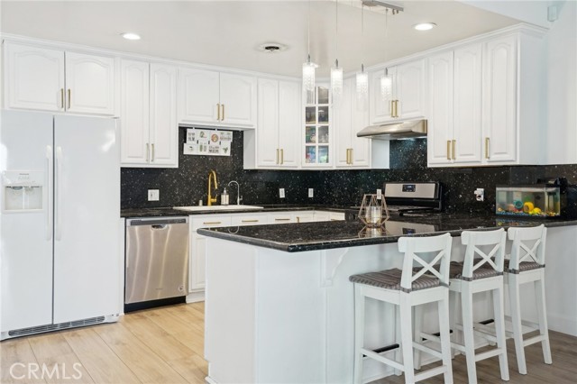 1721 S 3rd Avenue, Arcadia CA: https://media.crmls.org/medias/59e0bba6-5734-4f27-89e9-a069084143c6.jpg