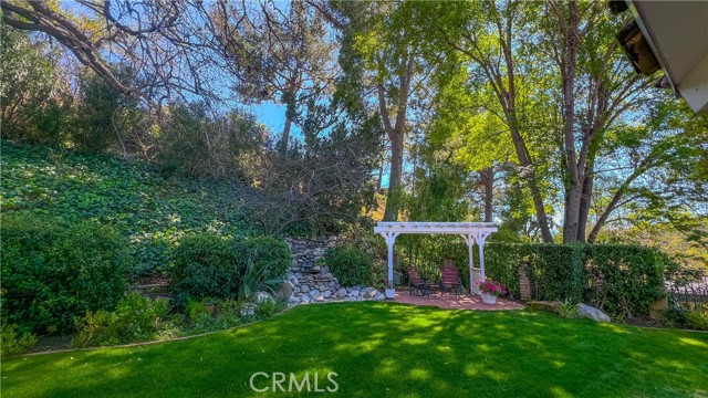 Detail Gallery Image 6 of 41 For 27328 Country Glen Rd, Agoura Hills,  CA 91301 - 4 Beds | 3 Baths