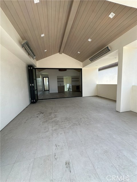Detail Gallery Image 32 of 36 For 230 2nd St, Huntington Beach,  CA 92648 - 3 Beds | 3/2 Baths