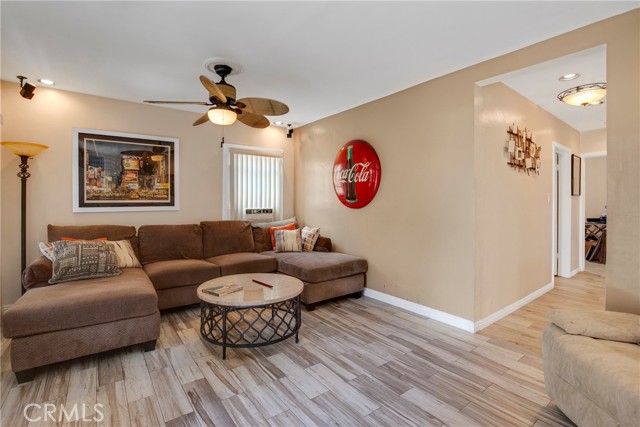 3 Bed Home for Sale in Hawthorne, California