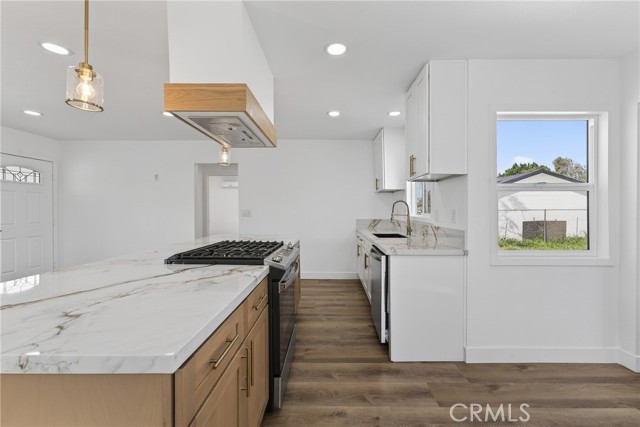 Detail Gallery Image 13 of 31 For 1095 E Phillips Blvd, Pomona,  CA 91766 - 2 Beds | 1 Baths