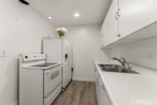 Detail Gallery Image 5 of 27 For 1000 W Macarthur Bld #75,  Santa Ana,  CA 92707 - 2 Beds | 1 Baths