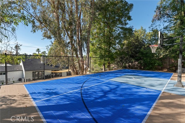 Detail Gallery Image 32 of 36 For 5244 Vanalden, Tarzana,  CA 91356 - 3 Beds | 2/1 Baths