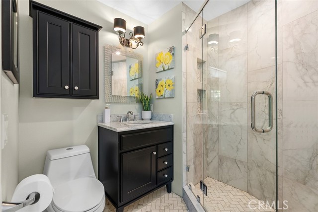 28532 Chimney Rock Circle, Trabuco Canyon CA: https://media.crmls.org/medias/59e353a7-61ce-43eb-99cc-301ccddb20d2.jpg